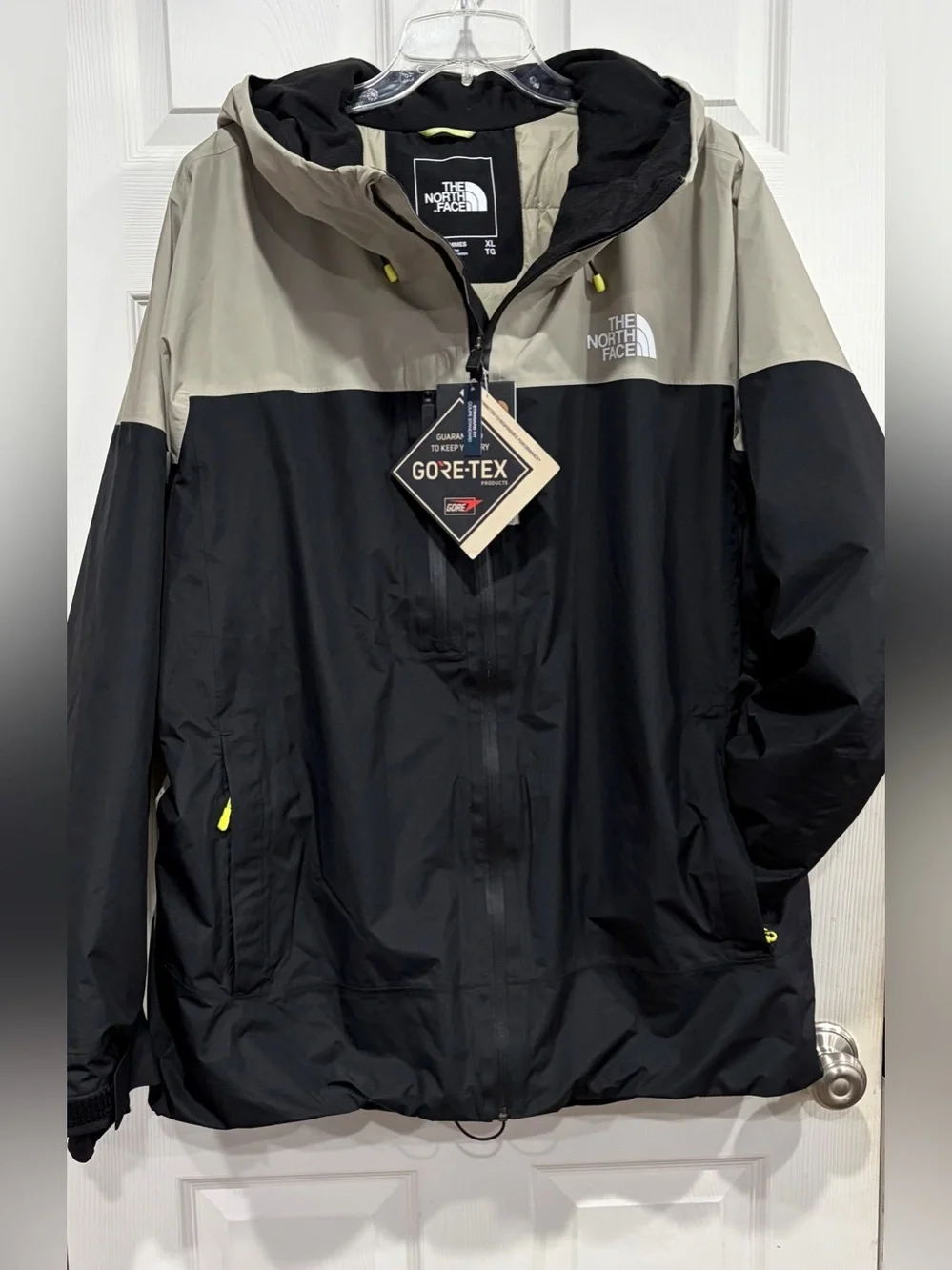 The North Face Men's XL Dawnstrike GTX Insulated Jacket Grey Black NWT Ski Snow